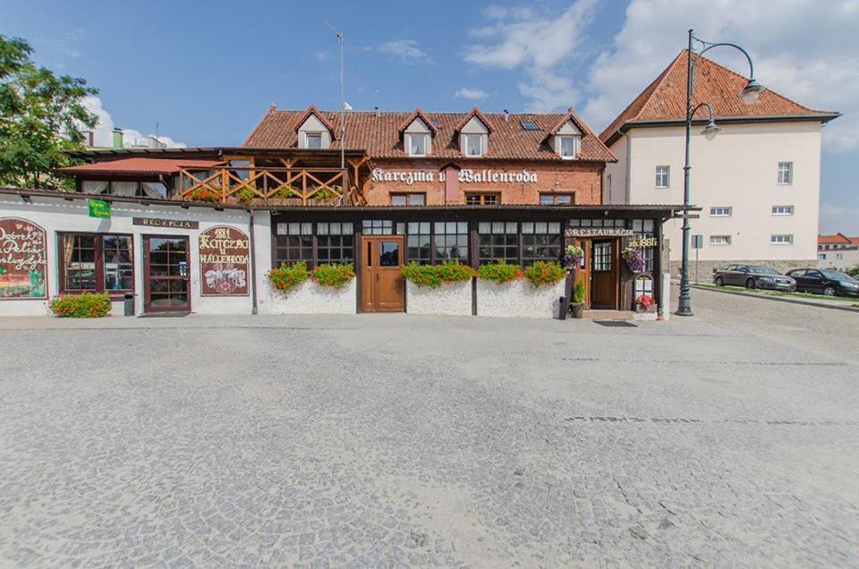 Karczma U Wallenroda リン エクステリア 写真
